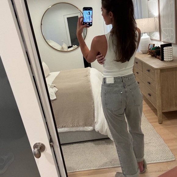 Light Gray Ripped Jeans - Picture 2 of 7